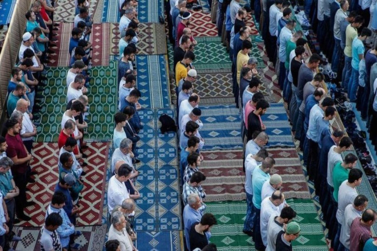 Azərbaycanda  bayram namazı   qılındı