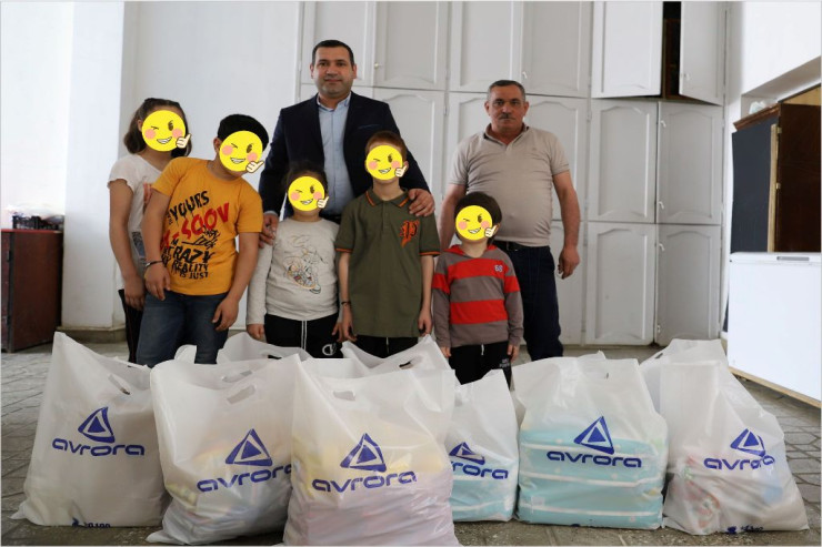 “Avropa Qrup” aztəminatlı ailələrə və uşaq evlərinə bayram sovqatı çatdırıb -  FOTO 