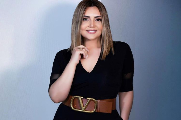 Zülfiyyə Xanbabayeva, müğənni