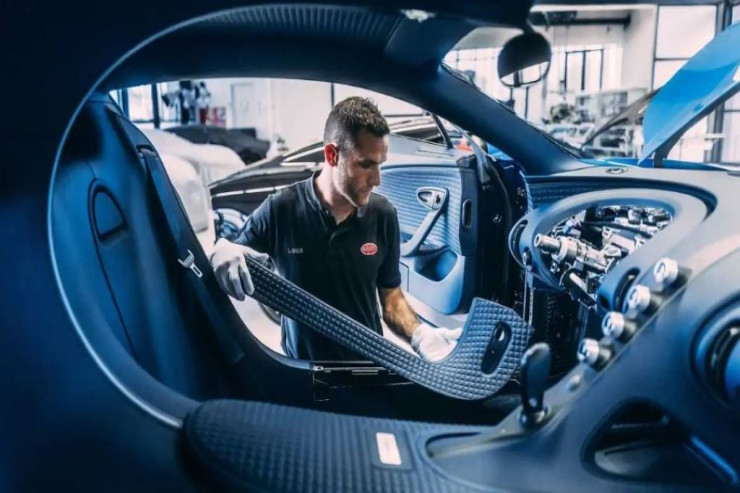 Yeni “Bugatti” belə olacaq