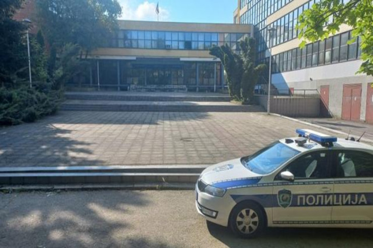 Bu ölkədə bomba təhlükəsi ilə bağlı saxta xəbərdarlıqlar adi hal olub 
