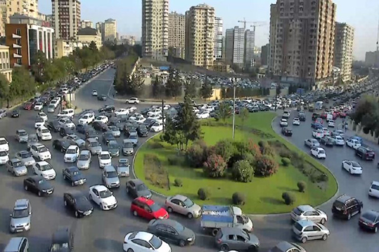 Bakının bu yollarında sıxlıq var - SİYAHI  