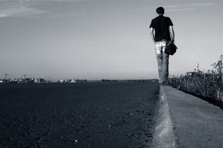 Ağdamda 23 yaşlı oğlan EVDƏN QAÇDI 