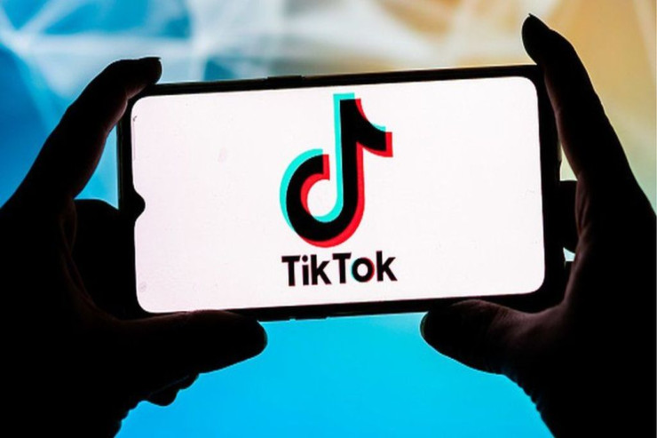 "Tiktok" rəsmiləri  Azərbaycanda: Açılacaqmı?