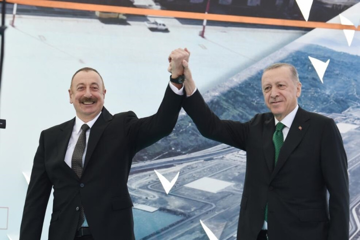 Əliyev və Ərdoğandan "Azadlıq" radiosunun müxbirinə cavab: "Bizdən Sorosa salam de"  - VİDEO