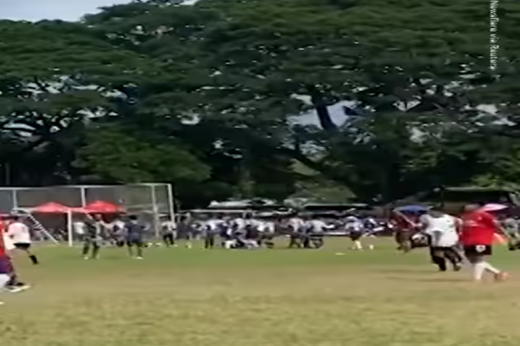 Futbol zamanı DƏHŞƏT - Hakimi  İLDIRIM VURDU   - VİDEO