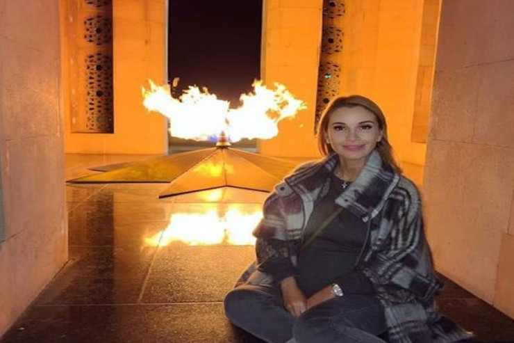 Rusiyanın məşhur müğənnisi Bakıda nə İTİRDİ? 