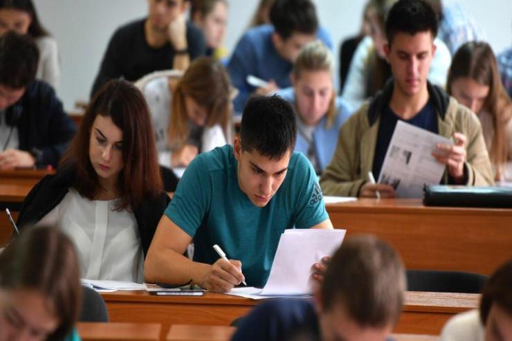 500-dən çox bal yığmışdılar, kənarda qaldılar  