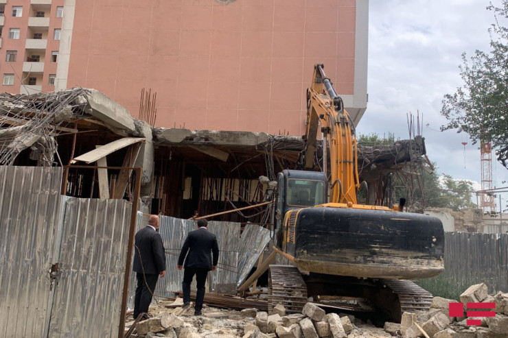 Bakıda yeni tikilən binanın sökülmə SƏBƏBİ - YENİLƏNİB 