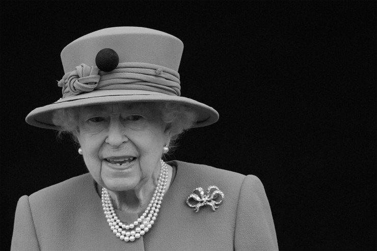 Kraliça II Elizabet