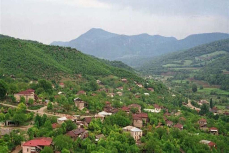 Ordumuz Qırmızı Bazarı atəşə tutmayıb -  RƏSMİ  