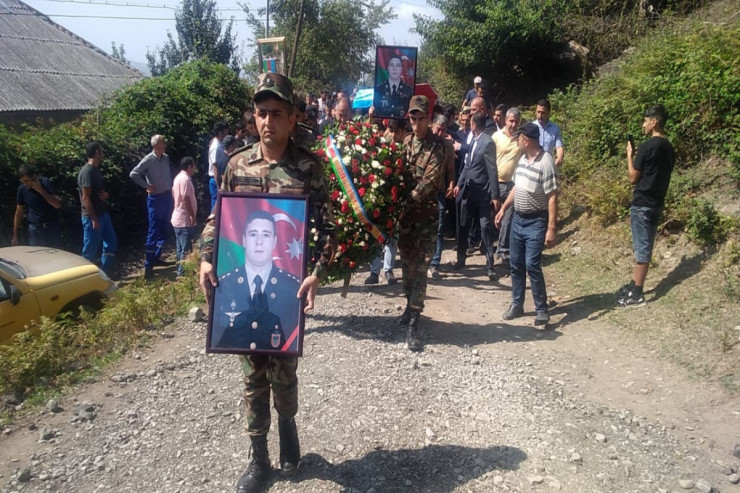 Şəhid baş leytenant Cavidan Bədəlov İsmayıllıda dəfn olundu