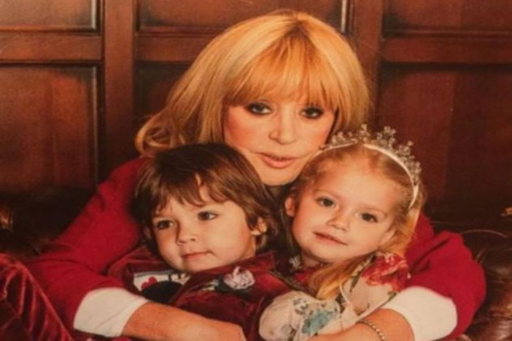 7 il bizə yalan danışıblar: Puqaçovanın uşaqlarının  əsl atası budur 