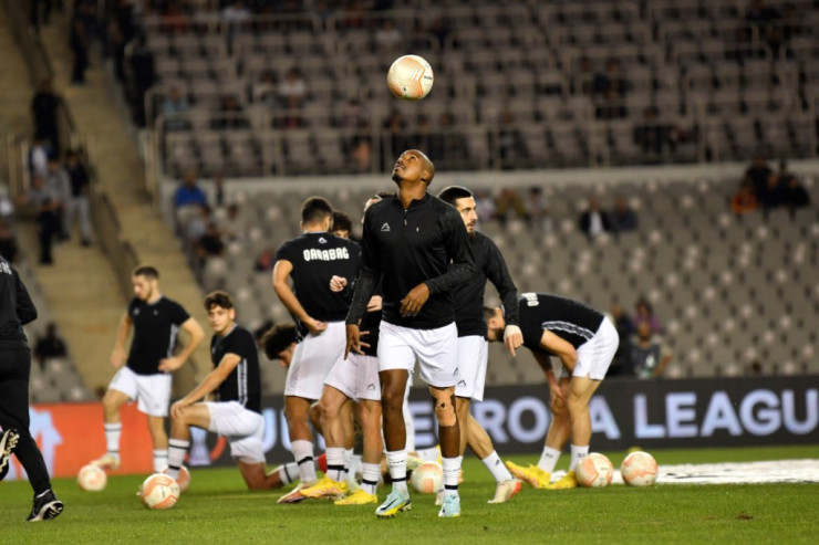 “Qarabağ”ın  8 futbolçusu qaldı  
