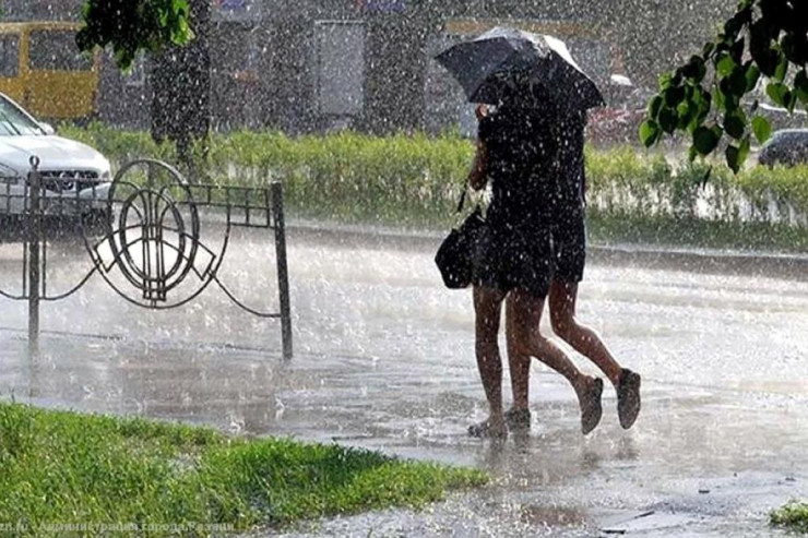 Naxçıvana  güclü leysan   yağıb - FAKTİKİ HAVA