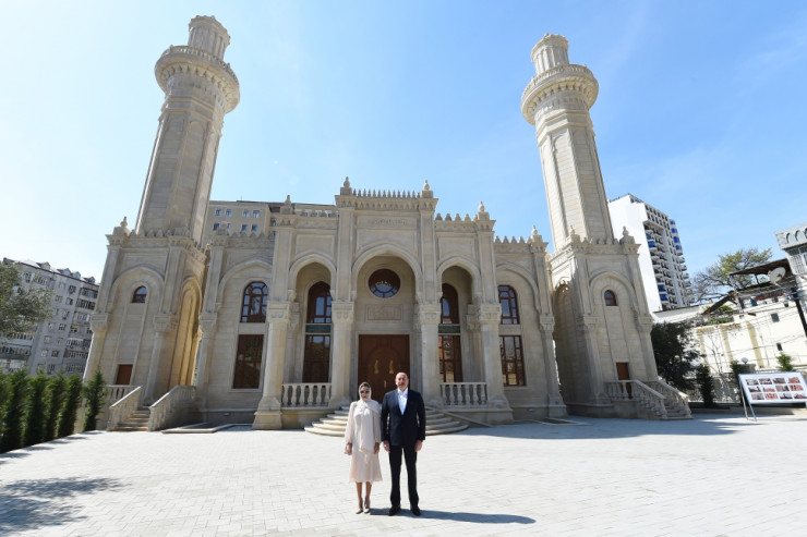 Prezident və xanımı məscid AÇILIŞINDA  - YENİLƏNİB 