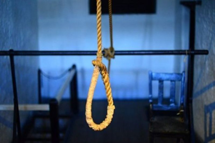 Azərbaycanda 38 yaşlı kişi özünü asdı