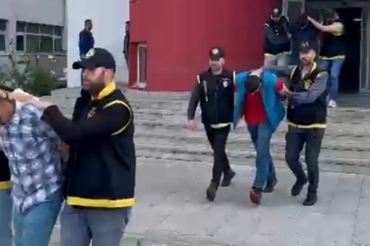 Kişini baldızına görə öldürdülər 