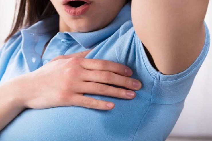 DİQQƏT!  Bu qidalar tər qoxusundan qurtulmağa kömək edir