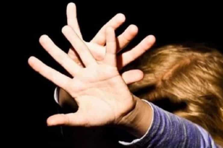 Keçmiş məhkum sevgilisinin üzərinə “kislota” tökdü 