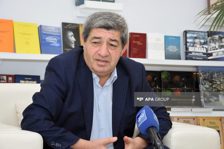 "Azərbaycan xalqı vergül qoymaqdan ötrü ölür" - DEPUTAT 