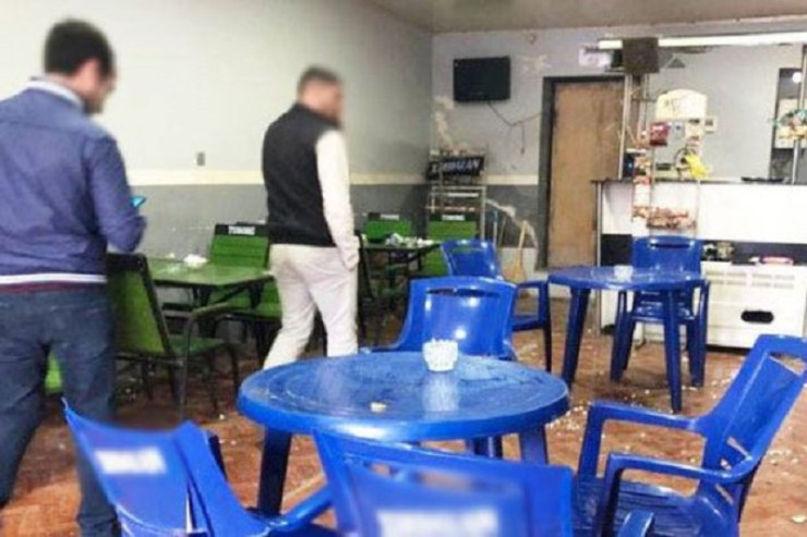 "Şollar" kafesində QANLI DAVA:  bıçağı qarnına sancdı