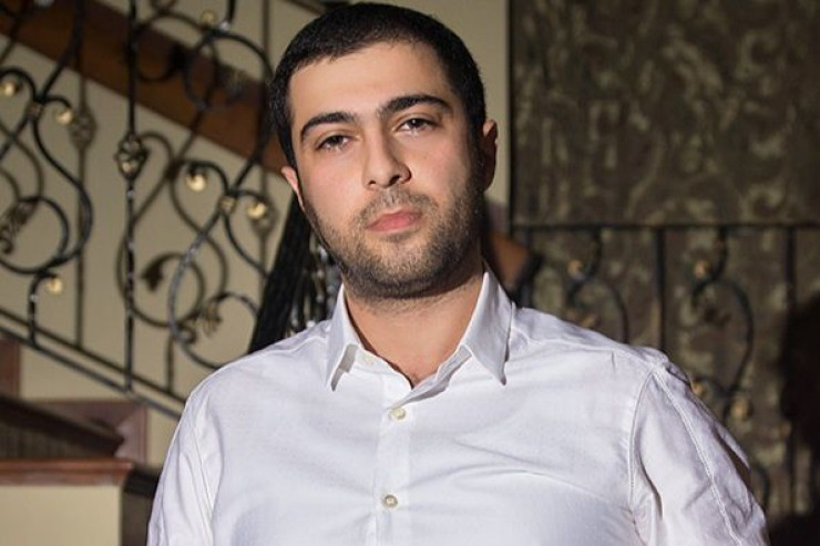 Namiq Qaraçuxurlu zəlzələ ilə zarafat etdi 
