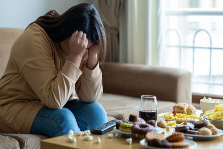 Stress zamanı beyinə  ən çox zərər verən   qida