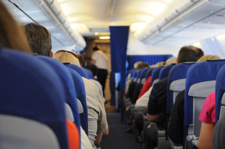 Təyyarənin ən çirkli  5 yeri