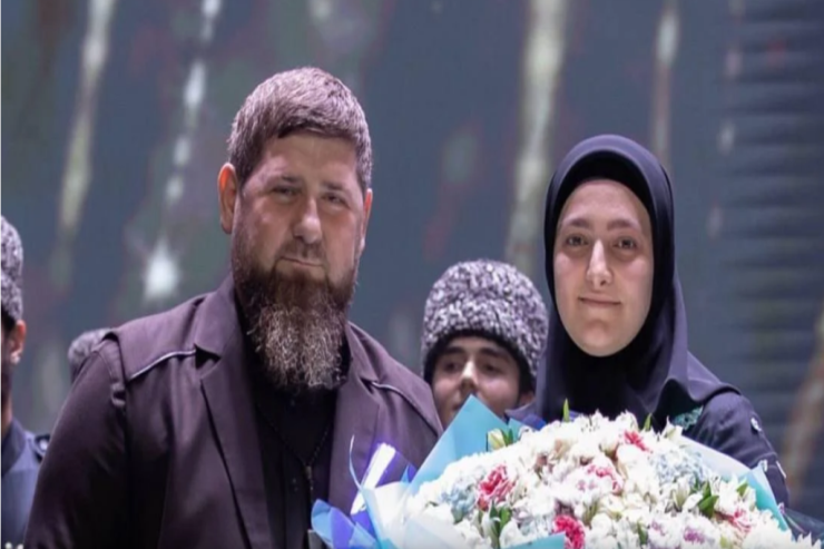 Kadırovun qızı 20 min avroluq  çanta   ilə toya gəldi