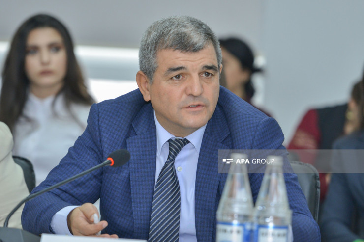 Fazil Mustafa prezidentliyə namizədliyini irəli sürdü