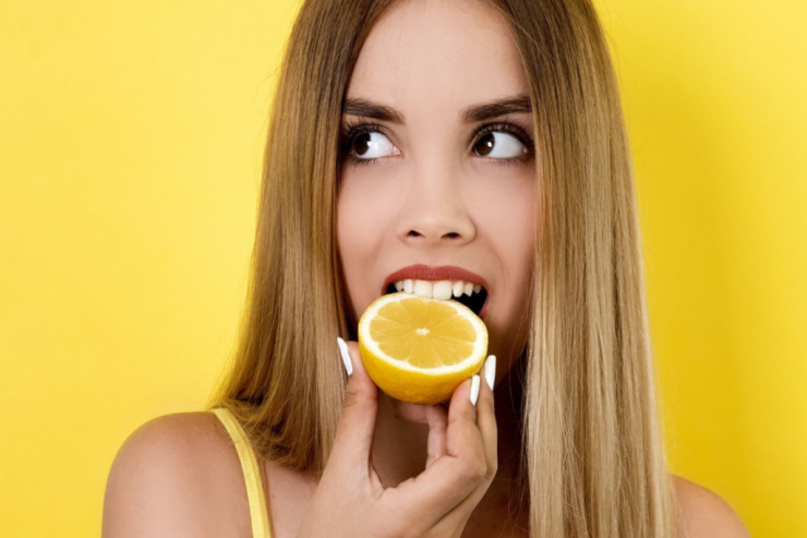 Hər gün  limon yeyəndə   bədəninizdə nə baş verir?