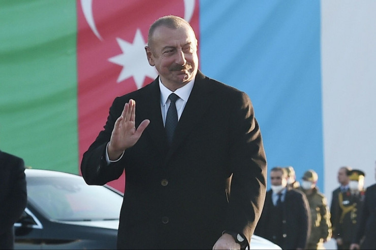 İlham Əliyevin prezidentliyə namizədliyi  qeydə alındı