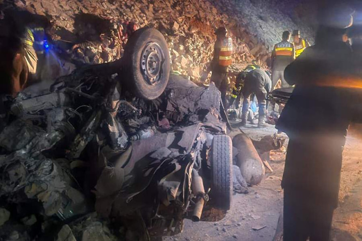 Avtobusla yanacaq daşıyan yük maşını toqquşdu:  17 ölü  