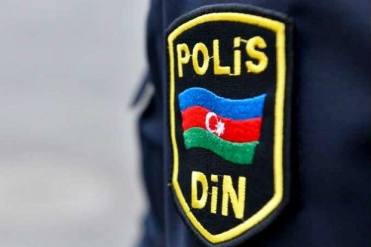 Bakıda AĞIR QƏZA: polis yaralandı 