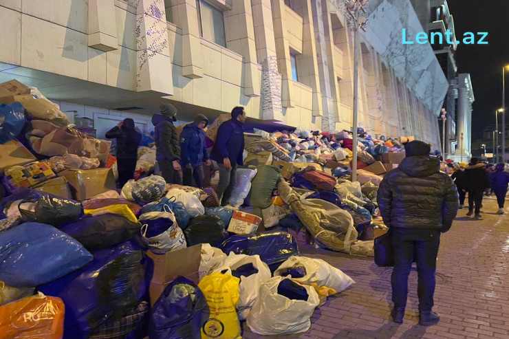 Bakı İdman Sarayında yardım aksiyası davam edir - FOTO  - VİDEO 