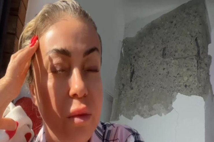 Evi sökülən müğənni:  “Xatirələrim məhv olmaq üzrədir” 