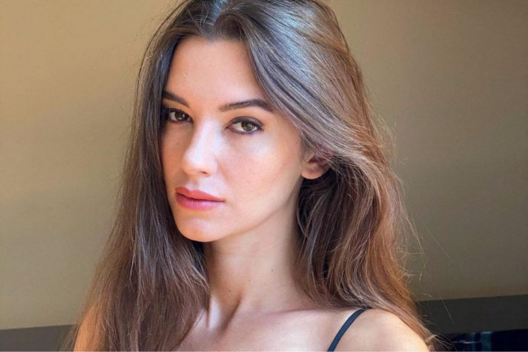 Məşhur aktrisadan hamiləlik  POZLARI  - FOTO 