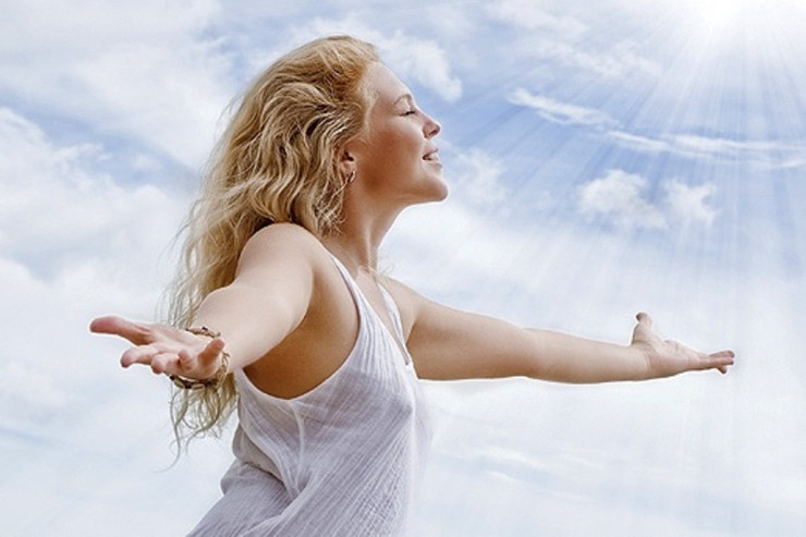 Xoşbəxt olmaq istəyirsinizsə, çox yeyin -  Həkim məsləhətri  