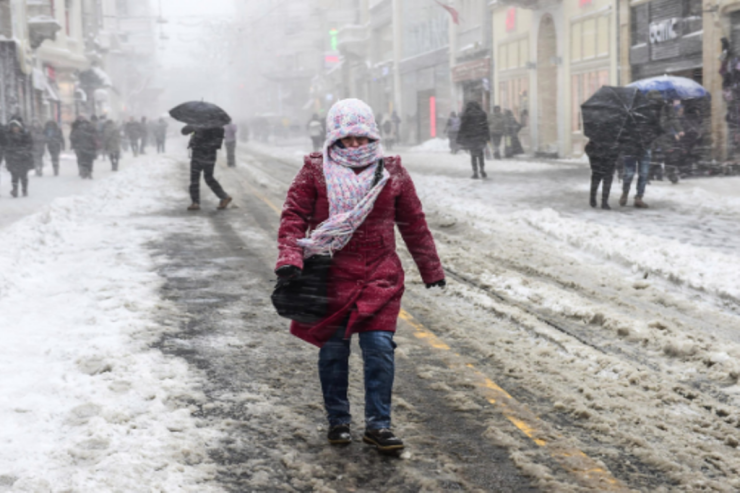Sabah da qar yağacaq,  yollar buz bağlayacaq   - HAVA PROQNOZU