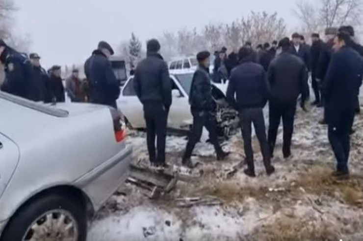 Ağcabədidə buzlu yolda AĞIR QƏZA: 1 ölü, 3 yaralı - VİDEO 