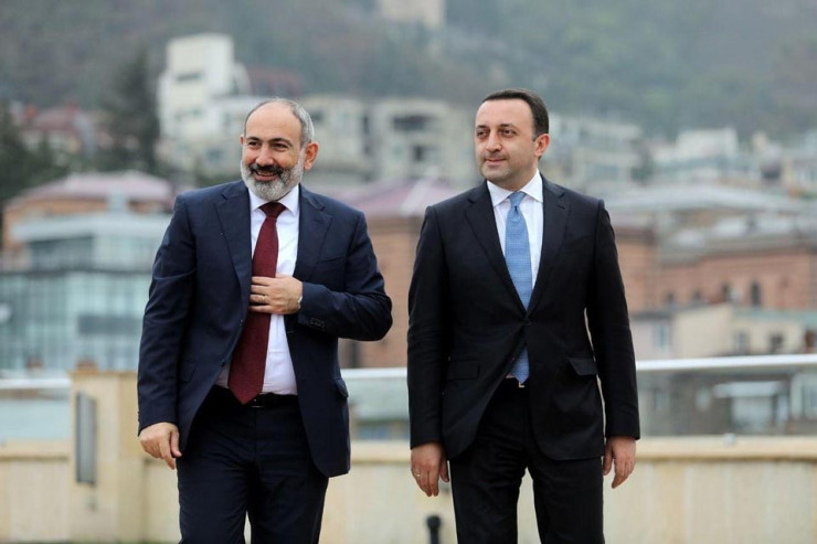 Gürcüstan Baş naziri Ermənistana gedir