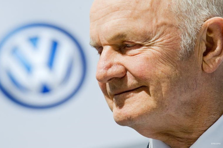 “Volkswagen”in sabiq rəhbəri öldü