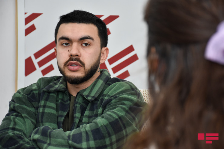 Müğənni Vaqif Nağıyev və müsahibənin müəllifi Nigar Namiq