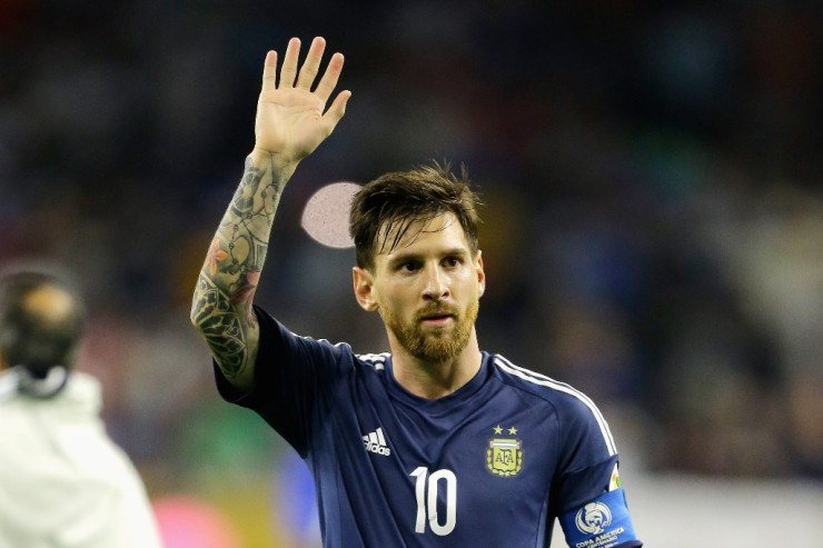 PSJ rəhbərliyi Messi ilə  müqaviləni uzadacaqlarına   inanır