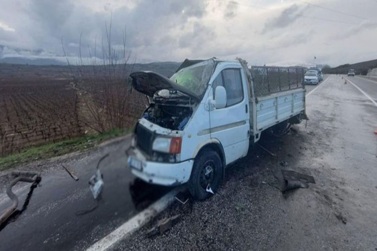 Yük maşını aşdı, 63 yaşlı sürücü öldü 