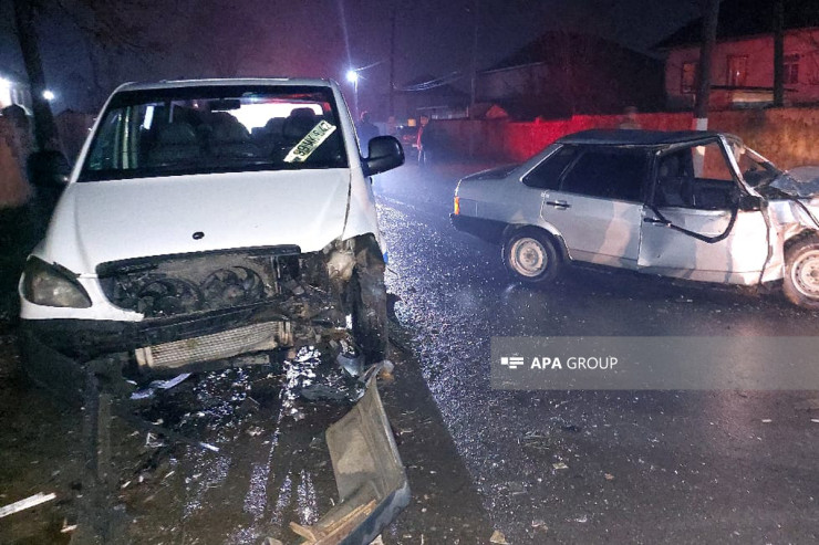 Lənkəranda mikroavtobusla maşın toqquşdu, iki qardaş...  - FOTO 