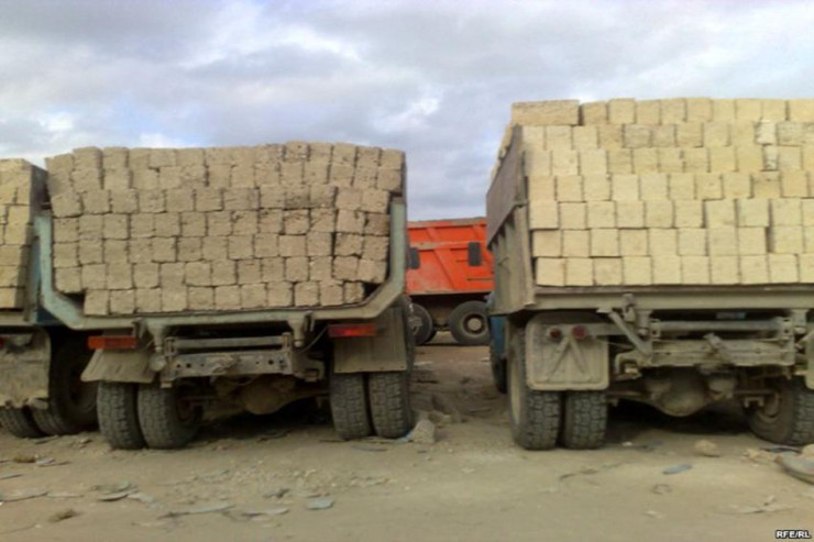 Normadan çox yük götürən "KaMAZ" sürücüləri külli miqdarda cərimələndi 