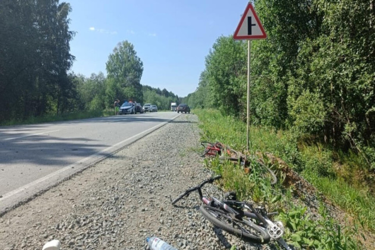 Yuxulayan sürücü velosipedçiləri vurdu