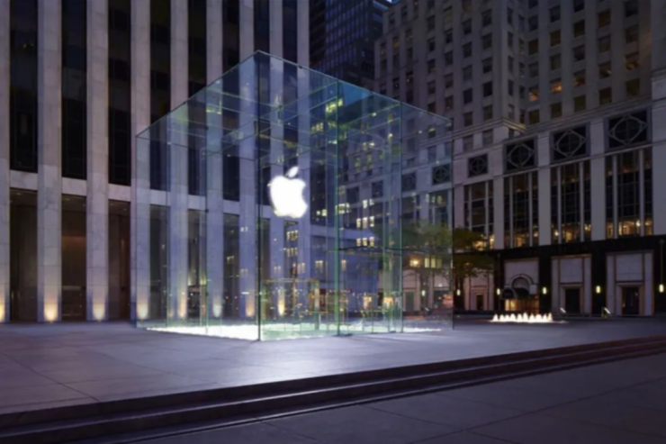 Özü üçün  şüşə bina   tikir